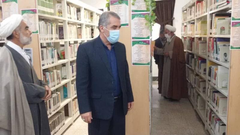 بازدید امام جمعه، رئیس اداره آموزش و پرورش و رئیس سازمان تبلیغات اسلامی شهر جعفریه از کتابخانه با مناسبت هفته کتاب